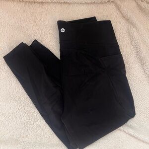 HALARA size medium leggings never worn